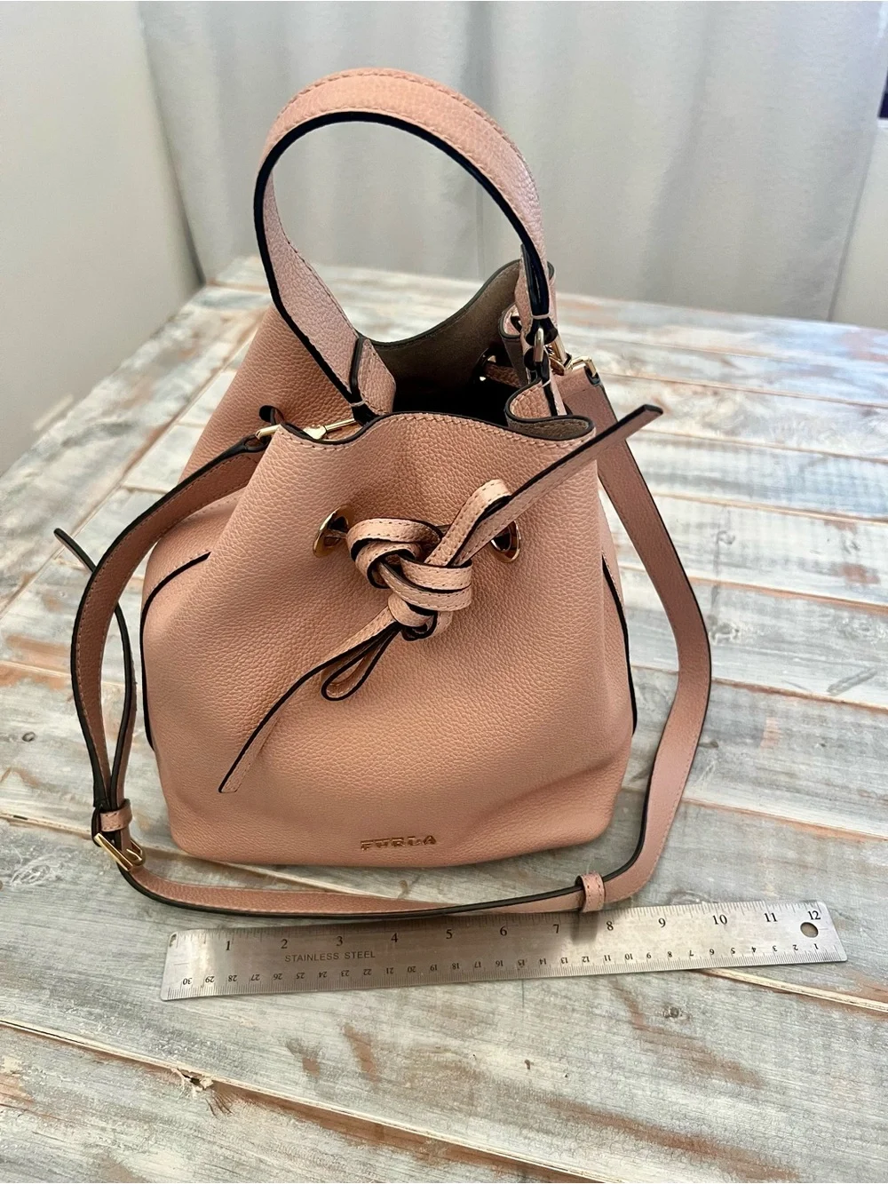 Furla Genuine Leather Drawstring Bucket Bag – Blush Pink Crossbody & Top Handle